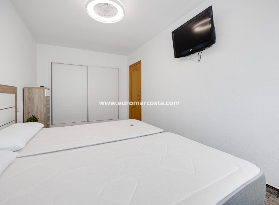Sale - Apartment / flat - Torrevieja - TORREVIEJA