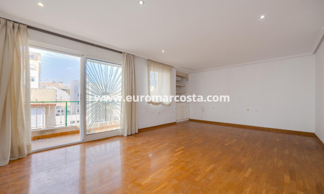 Sale - Apartment / flat - Torrevieja - TORREVIEJA