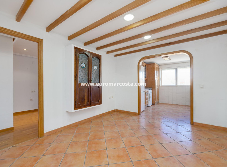 Sale - Apartment / flat - Torrevieja - TORREVIEJA