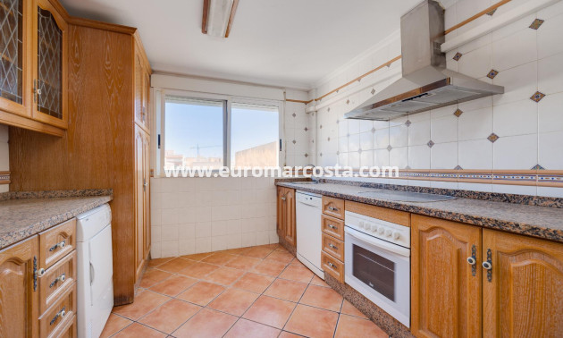 Sale - Apartment / flat - Torrevieja - TORREVIEJA