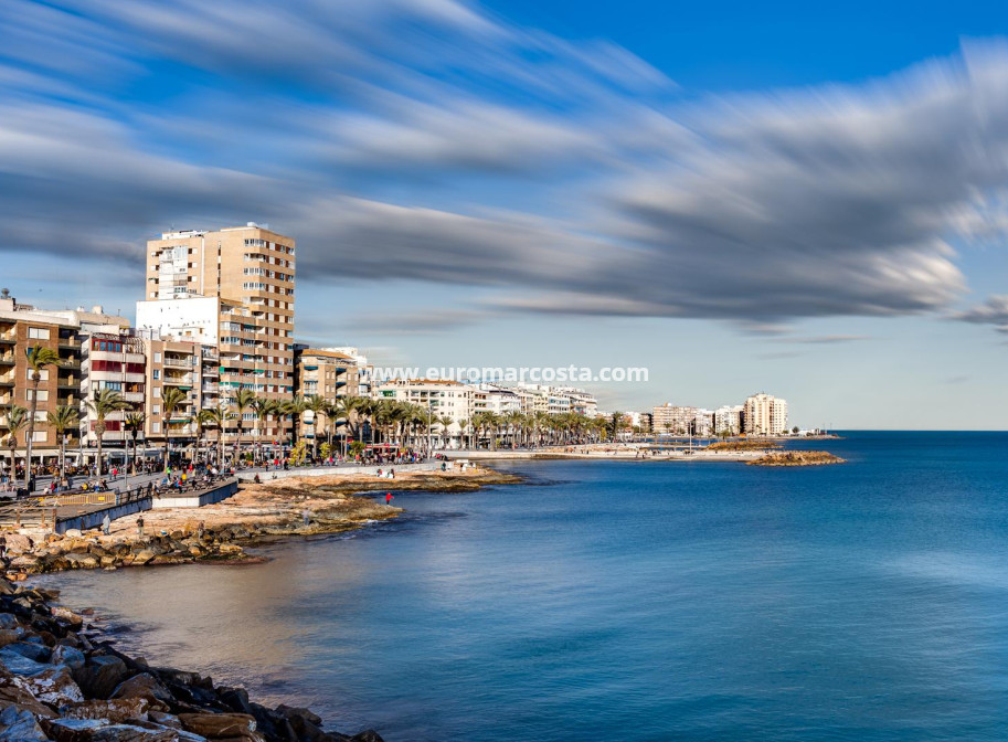 Sale - Apartment / flat - Torrevieja - TORREVIEJA