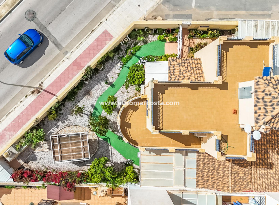 Sale - Chalet - Orihuela Costa - La Zenia- Orihuela costa