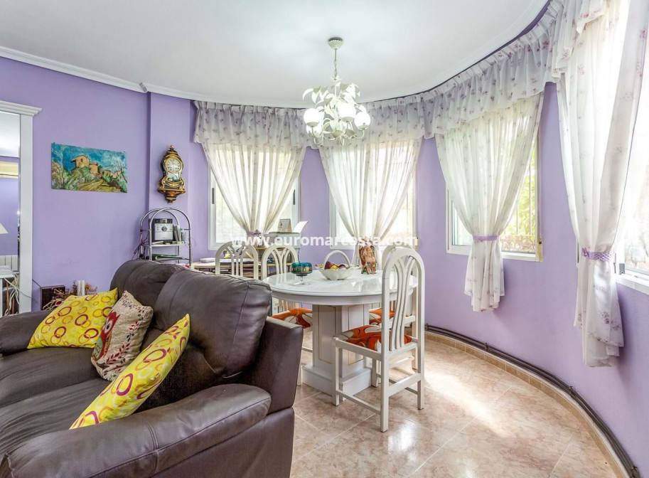 Sale - Chalet - Orihuela Costa - La Zenia- Orihuela costa