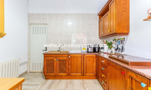 Sale - Chalet - Orihuela Costa - La Zenia- Orihuela costa