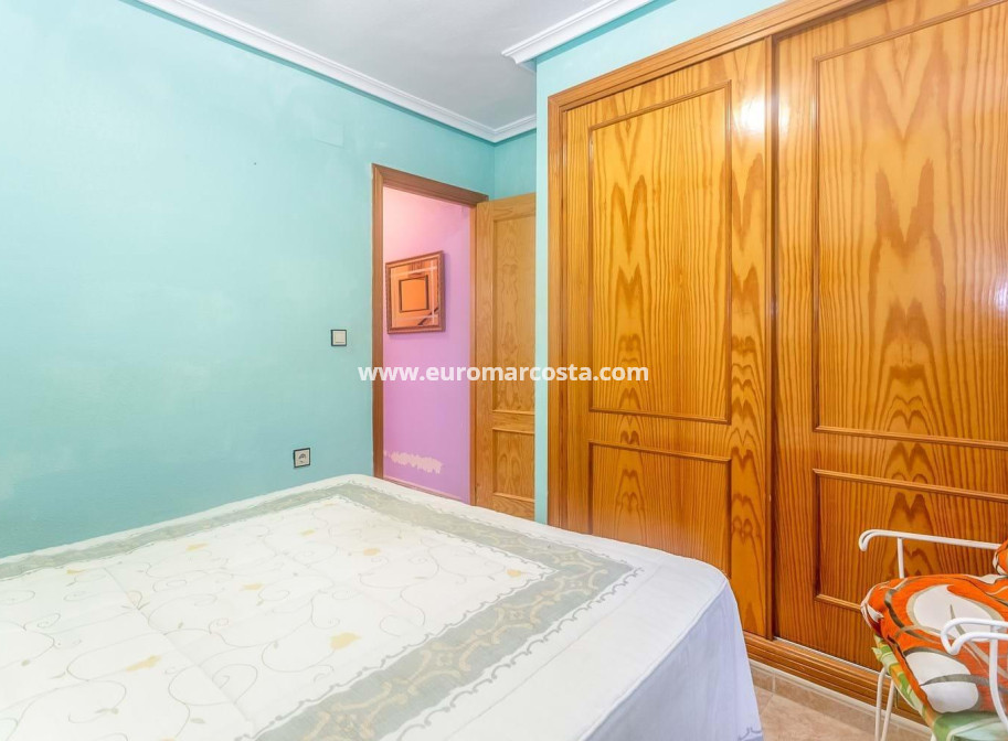 Sale - Chalet - Orihuela Costa - La Zenia- Orihuela costa