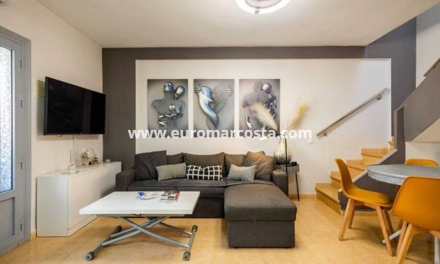 Objekte zum Wiederverkauf - Doppelhaus - Torrevieja - La Mata