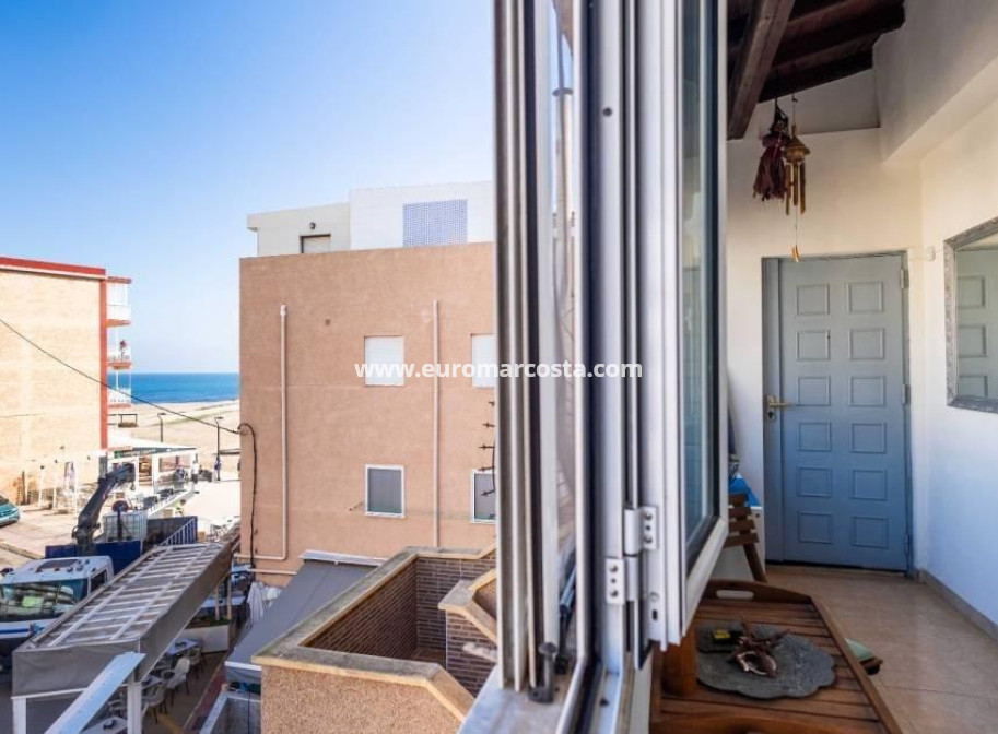 Objekte zum Wiederverkauf - Doppelhaus - Torrevieja - La Mata