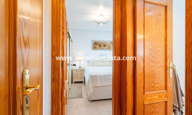 Sale - Penthouse - Orihuela Costa
