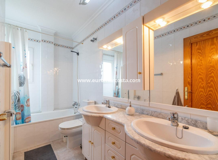 Sale - Penthouse - Orihuela Costa