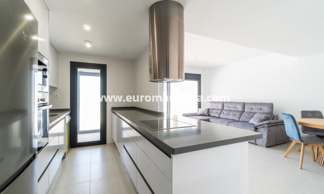 Sale - Apartment / flat - Orihuela Costa