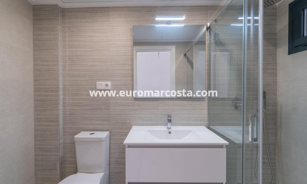 Sale - Apartment / flat - Orihuela Costa