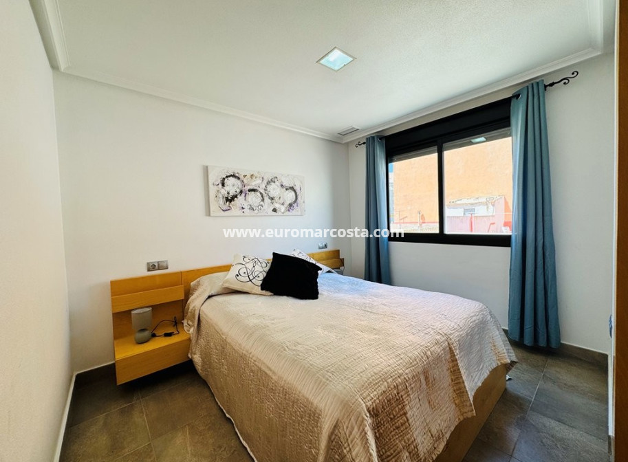 Objekte zum Wiederverkauf - Wohnung - La Mata