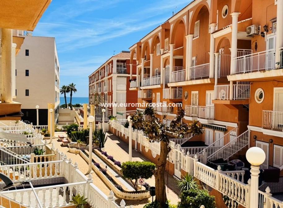 Objekte zum Wiederverkauf - Stadthaus - La Mata