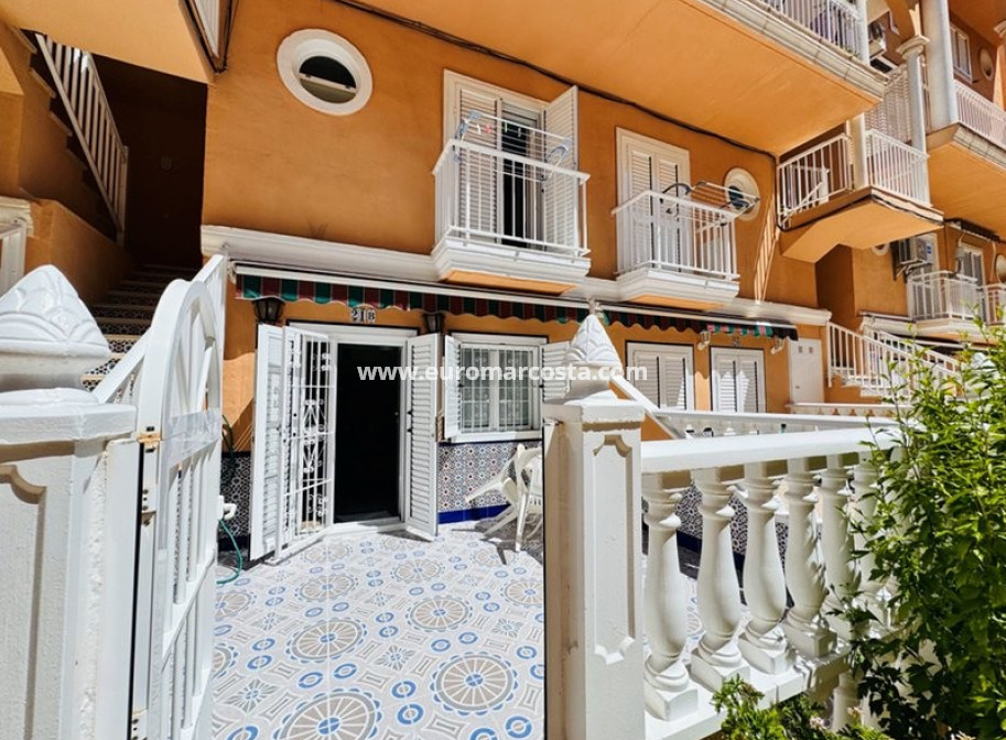 Objekte zum Wiederverkauf - Stadthaus - La Mata