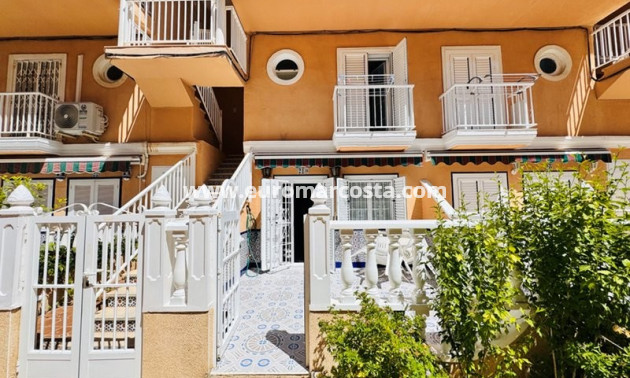 Objekte zum Wiederverkauf - Stadthaus - La Mata