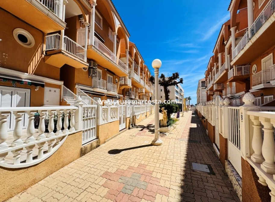 Objekte zum Wiederverkauf - Stadthaus - La Mata