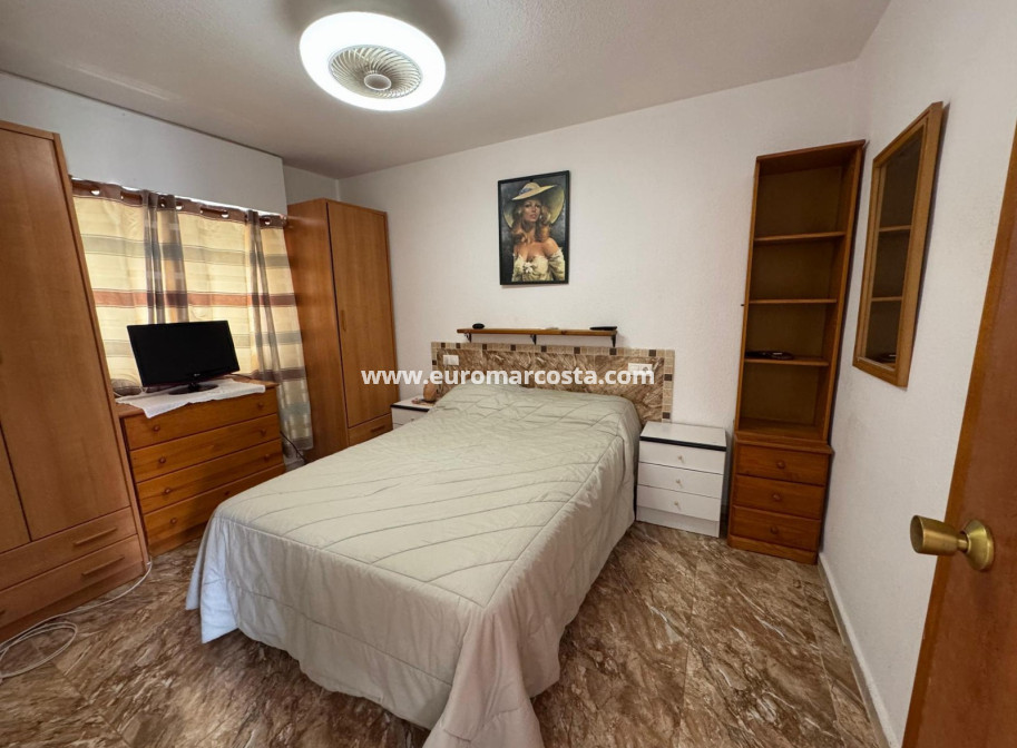 Sale - Apartment / flat - Torrevieja - La Mata