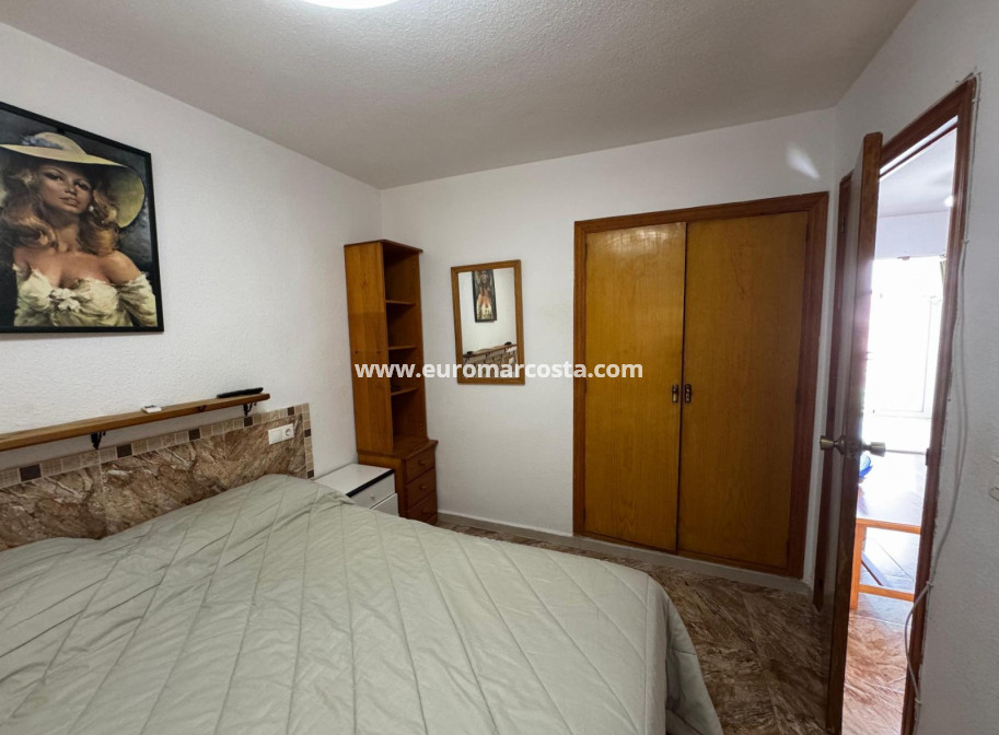Sale - Apartment / flat - Torrevieja - La Mata