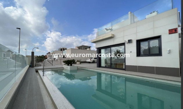 Objekte zum Wiederverkauf - Villa freitstehend - San Miguel de Salinas