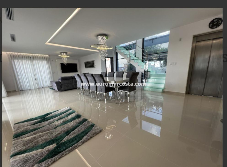Objekte zum Wiederverkauf - Villa freitstehend - San Miguel de Salinas