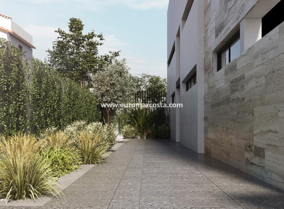 Objekte zum Wiederverkauf - Villa freitstehend - Torrevieja - TORREVIEJA