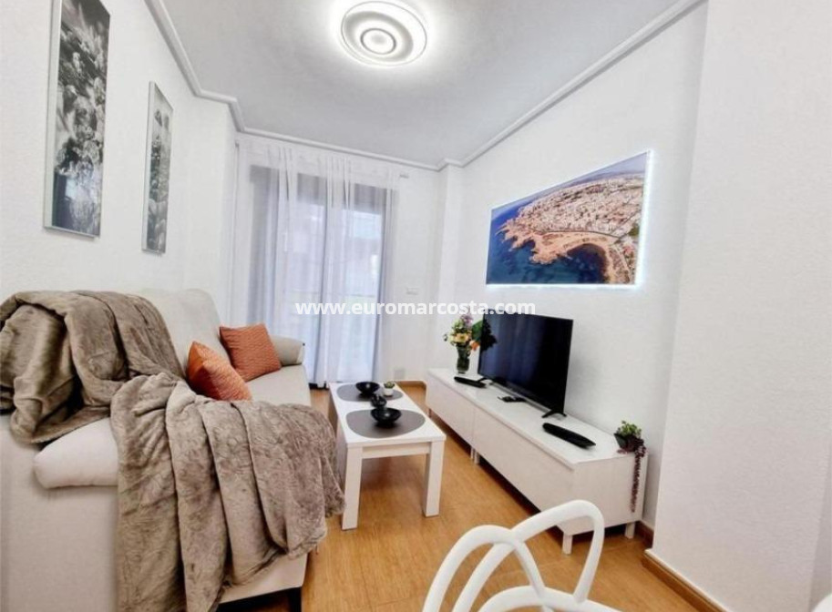 Sale - Apartment / flat - Torrevieja - TORREVIEJA