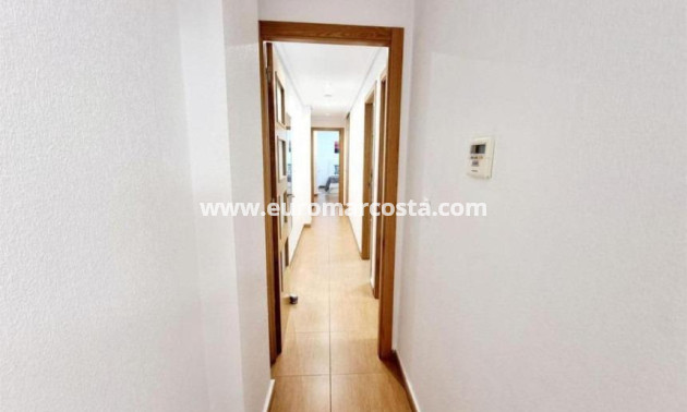 Sale - Apartment / flat - Torrevieja - TORREVIEJA
