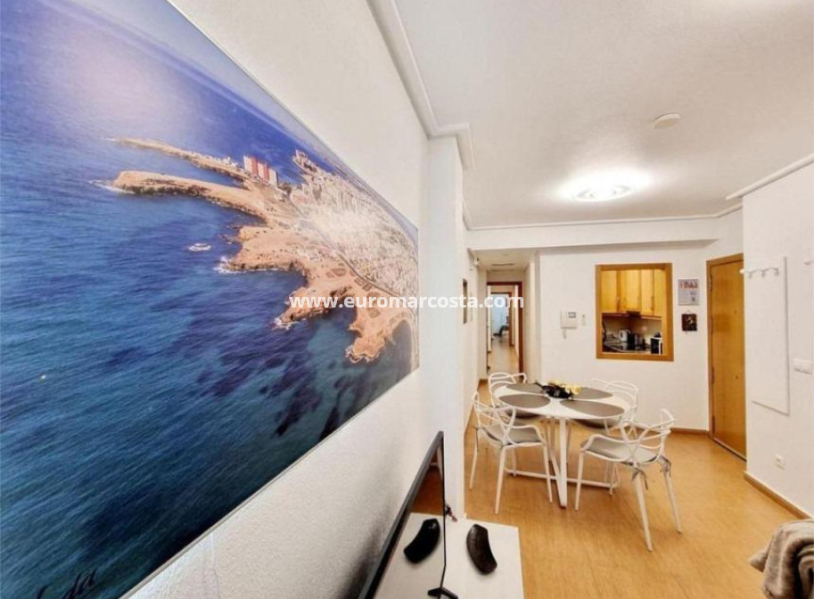 Sale - Apartment / flat - Torrevieja - TORREVIEJA