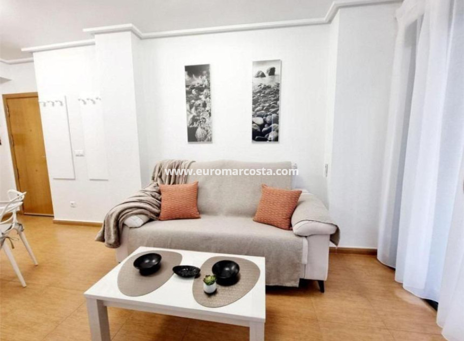 Sale - Apartment / flat - Torrevieja - TORREVIEJA
