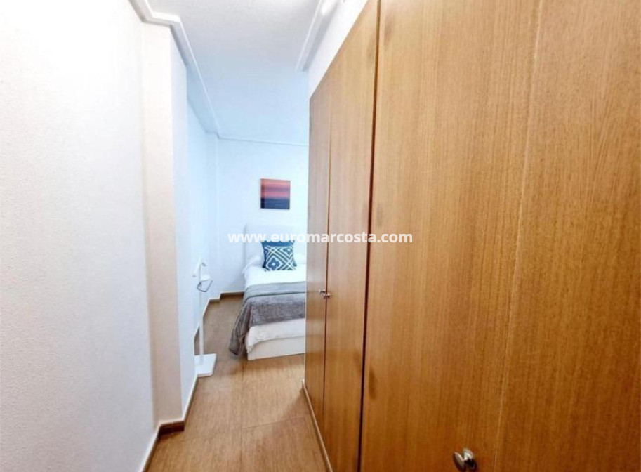 Sale - Apartment / flat - Torrevieja - TORREVIEJA
