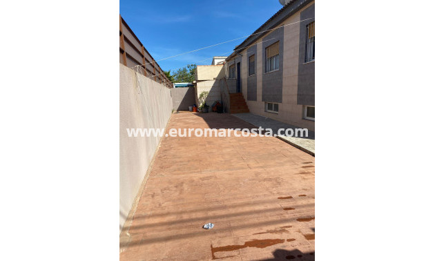 Venta - Villa - Torrevieja - TORREVIEJA