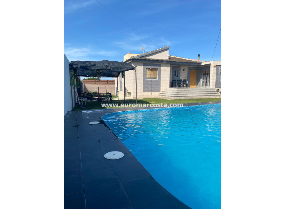 Venta - Villa - Torrevieja - TORREVIEJA