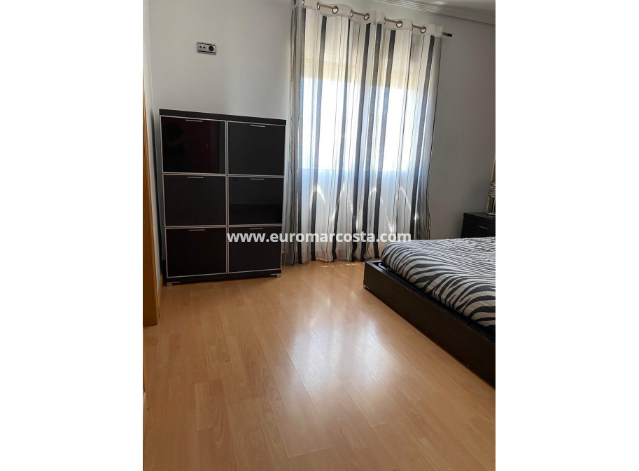 Venta - Villa - Torrevieja - TORREVIEJA
