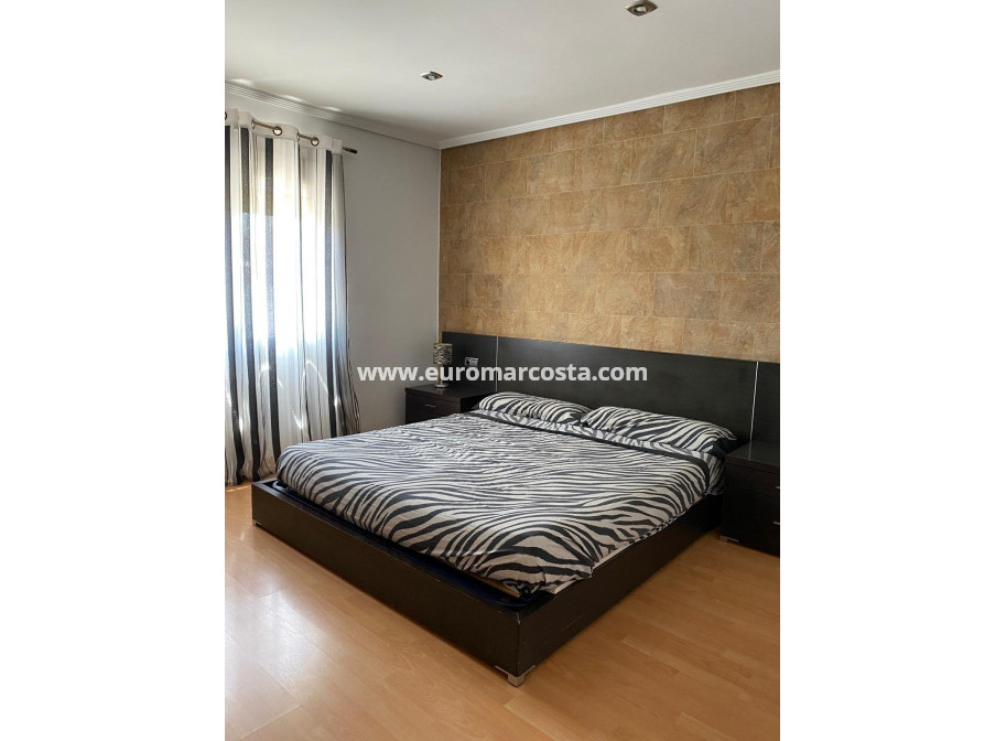 Venta - Villa - Torrevieja - TORREVIEJA