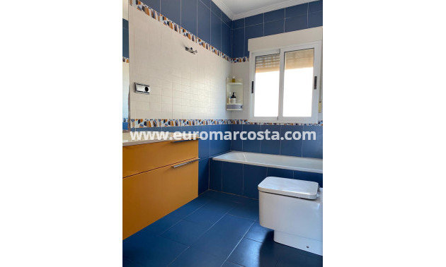 Venta - Villa - Torrevieja - TORREVIEJA
