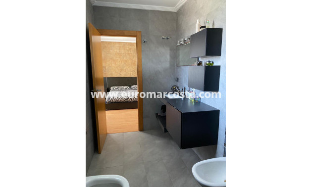 Venta - Villa - Torrevieja - TORREVIEJA