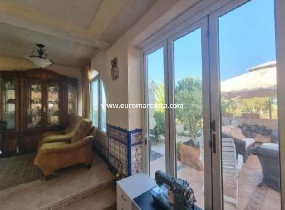 Sale - Villa - Orihuela Costa - TORREVIEJA