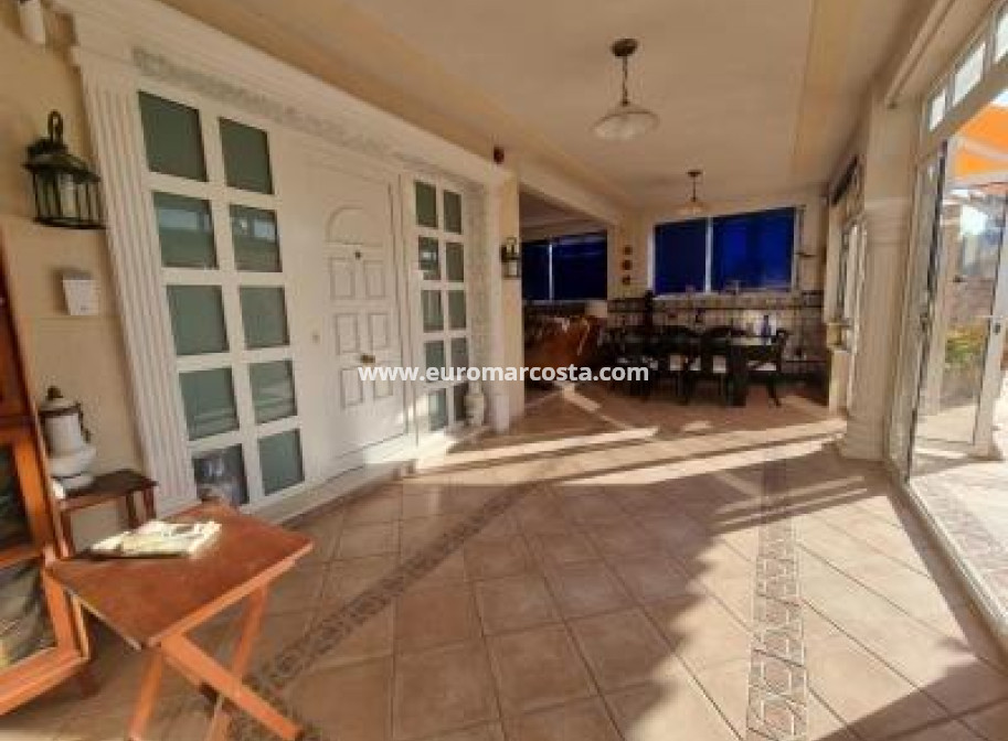 Sale - Villa - Orihuela Costa - TORREVIEJA