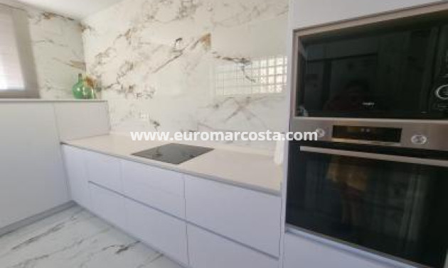 Sale - Villa - Orihuela Costa - TORREVIEJA