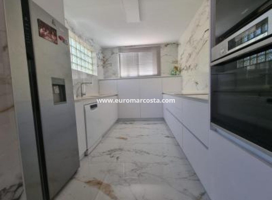 Sale - Villa - Orihuela Costa - TORREVIEJA
