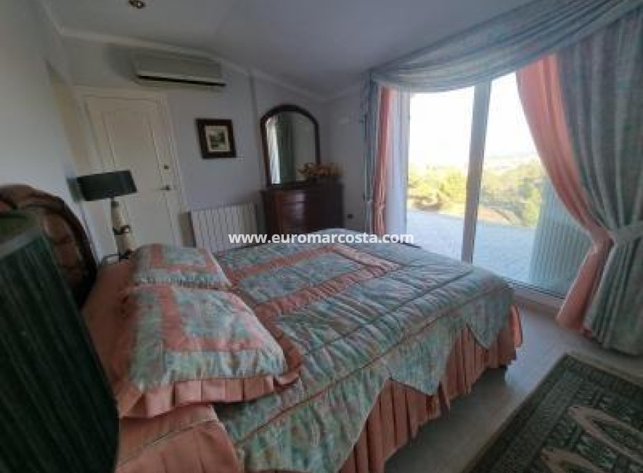 Sale - Villa - Orihuela Costa - TORREVIEJA