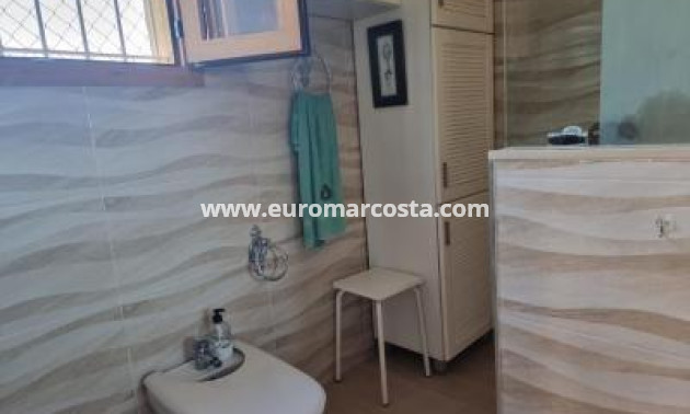 Sale - Villa - Orihuela Costa - TORREVIEJA