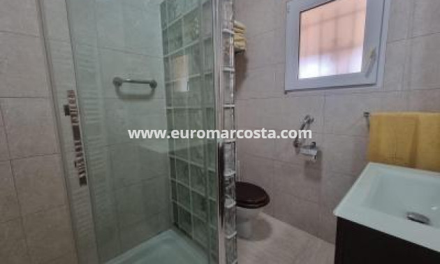 Sale - Villa - Orihuela Costa - TORREVIEJA