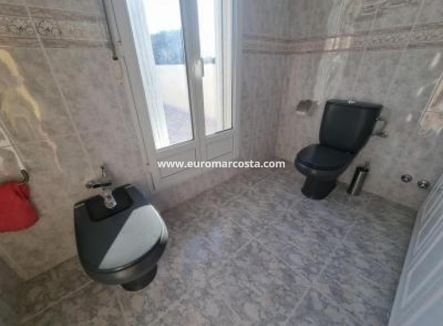 Sale - Villa - Orihuela Costa - TORREVIEJA