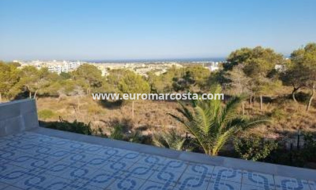 Sale - Villa - Orihuela Costa - TORREVIEJA