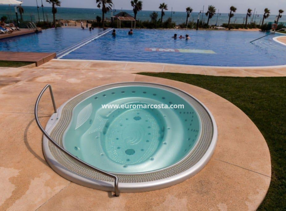 Objekte zum Wiederverkauf - Wohnung - Torrevieja - Orihuela Costa