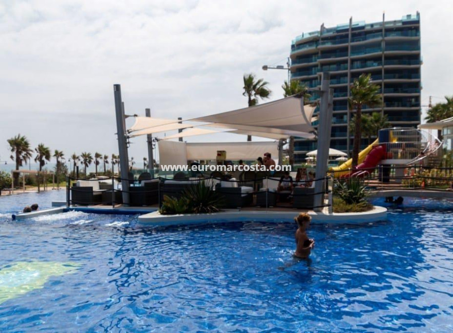 Objekte zum Wiederverkauf - Wohnung - Torrevieja - Orihuela Costa
