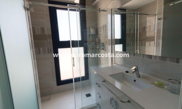 Objekte zum Wiederverkauf - Wohnung - Torrevieja - Orihuela Costa