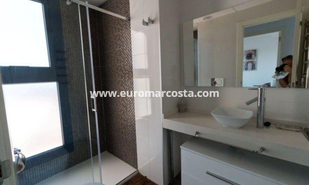 Objekte zum Wiederverkauf - Wohnung - Torrevieja - Orihuela Costa