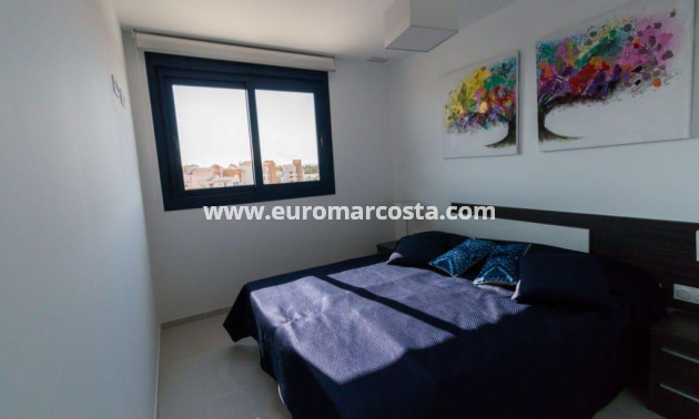 Objekte zum Wiederverkauf - Wohnung - Torrevieja - Orihuela Costa